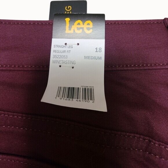 Lee Women's Straight Leg Regular Fit Pants Size 18 Medium Wine Color Mid Rise - Picture 5 of 7